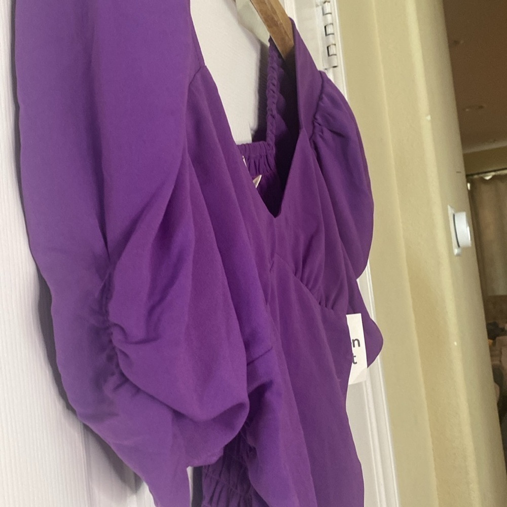 Open Edit Cropped Blouse - Picture 4 of 8